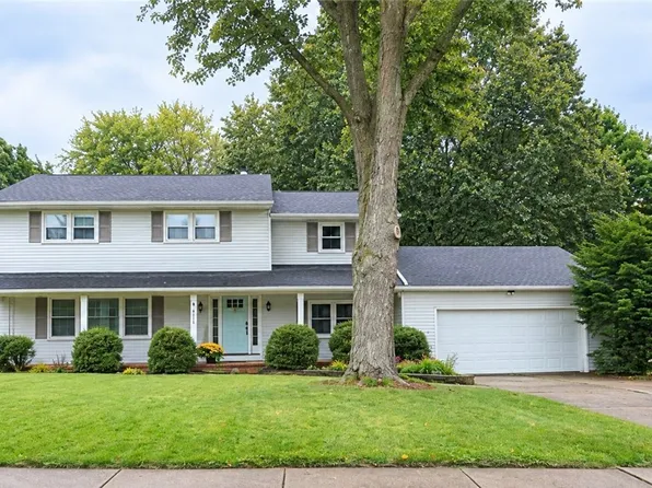 8809 N Leroy Rd, Westfield Center, OH 44251