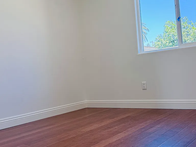 15051 La Mesa St — Photo 10
