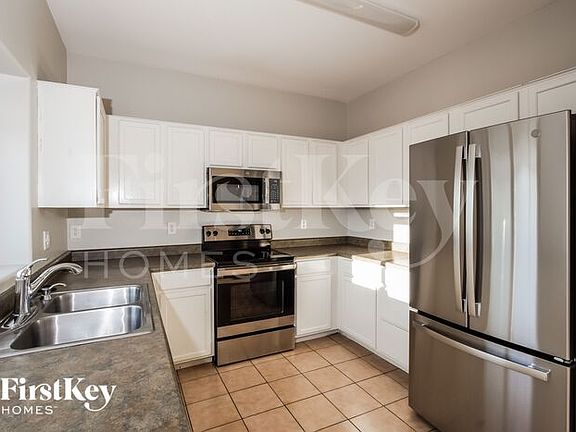 5th image of 8821 N Misty Brook Dr