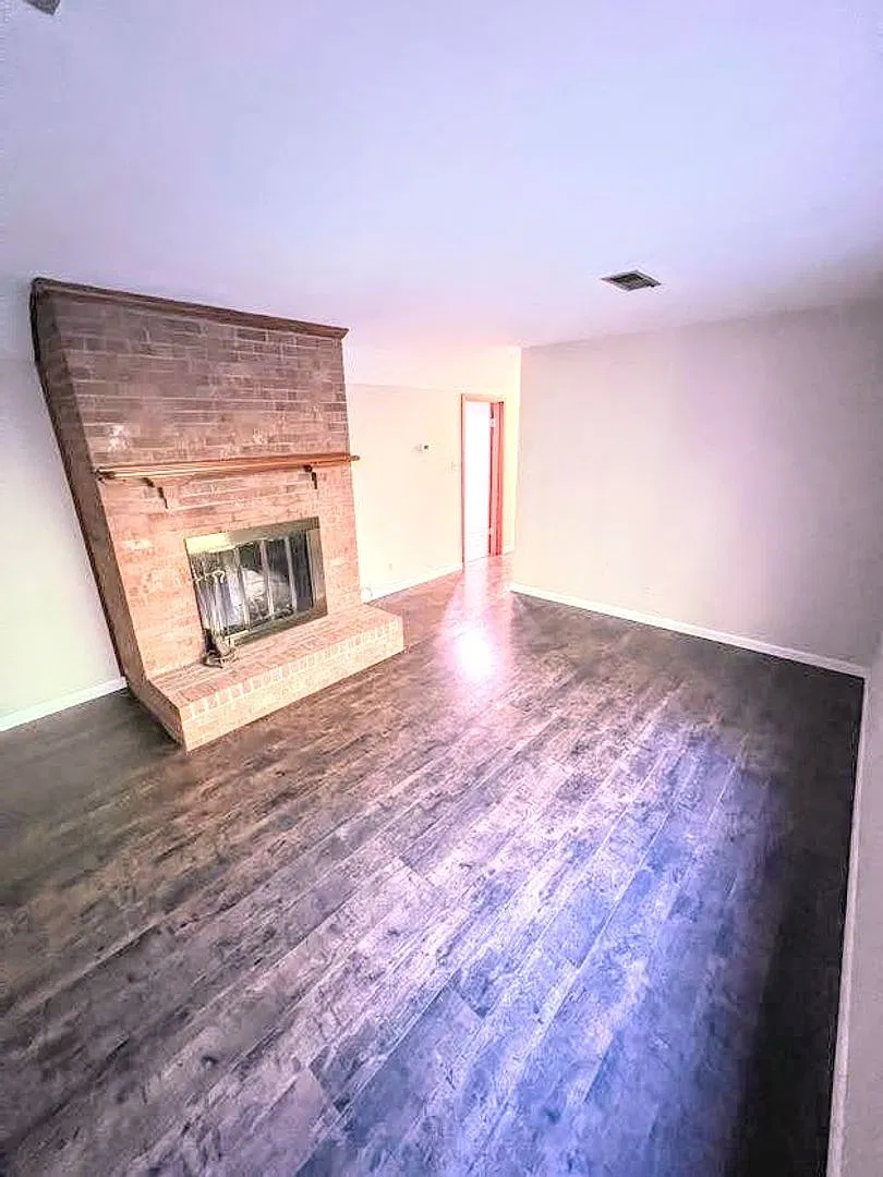 600 Sandusky Drive — Photo 3
