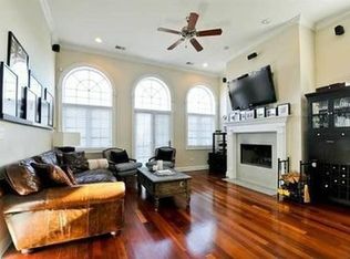 3234 N California Ave APT 3S, Chicago, IL 60618