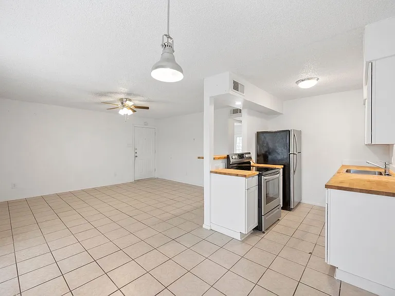 7450 Ruby Pl — Photo 9