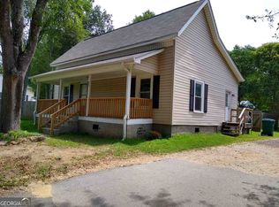 225 S Webb St, Hartwell, GA 30643