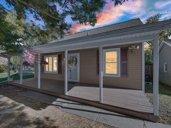 604 Ogden Rd, New Lenox, IL 60451