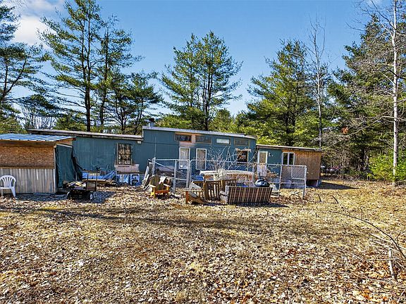 3rd image of 2633 S Stevens Rd