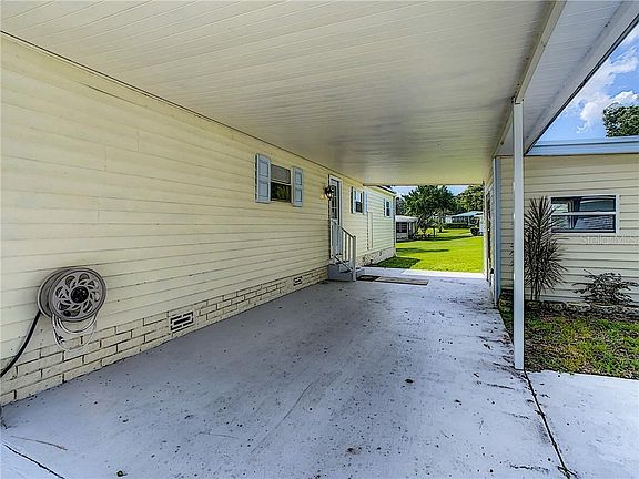 4th image of 2050 Live Oak Ln #9
