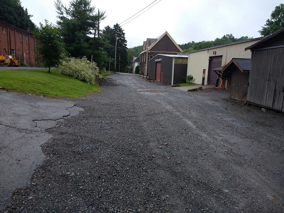 2nd image of 626 Railroad St