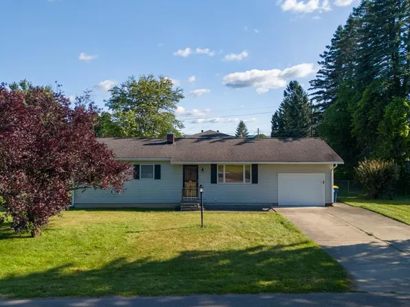 4 Frederick St, Waverly, NY 14892