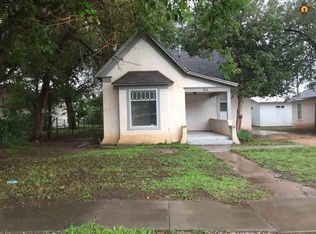 312 S Avenue F, Portales, NM 88130