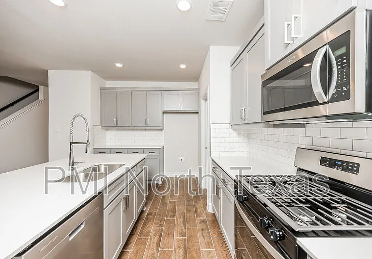 3212 Cordelia Dr — Photo 15