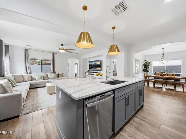 16922 W COCOPAH Street, Goodyear, AZ 85338