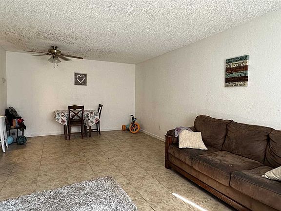 3rd image of 1232 W 20th Pl