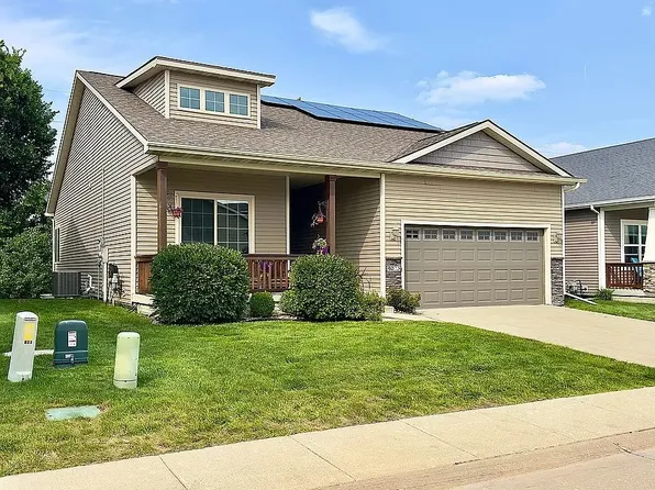 9023 Linden Dr, West Des Moines, IA 50266