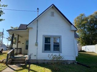 302 N 12th St, Charleston, IL