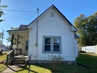 302 N 12th St photo 1