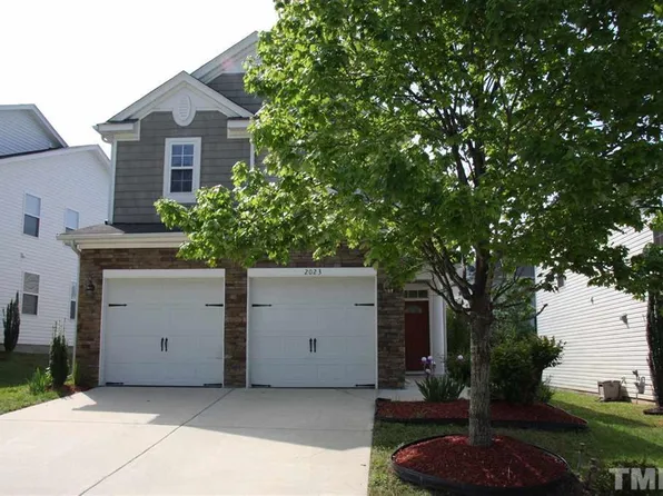 2023 Remington Oaks Cir, Cary, NC 27519