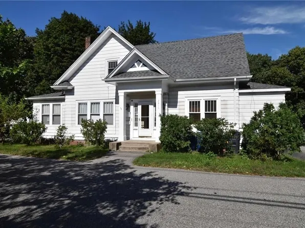 2915 Post Rd, Warwick, RI