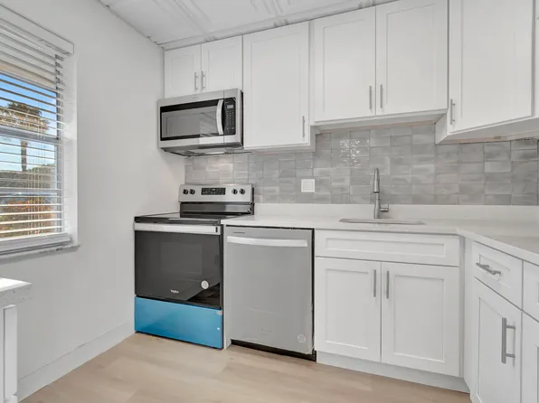 4 Abbey Lane #106, Delray Beach, FL 33446