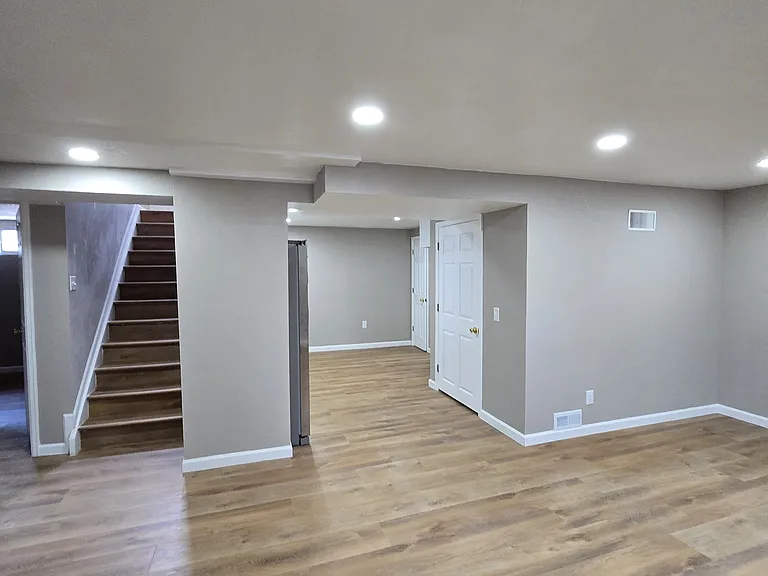 4480 S Queen St — Photo 9