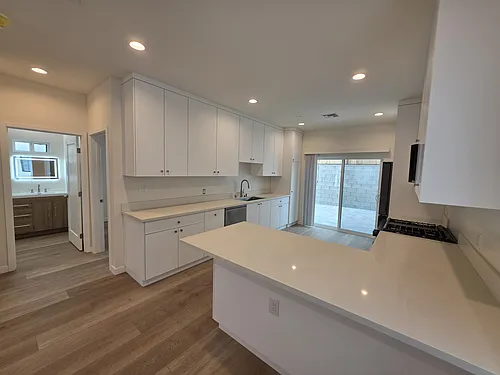 6746 Ben Ave Photo 1