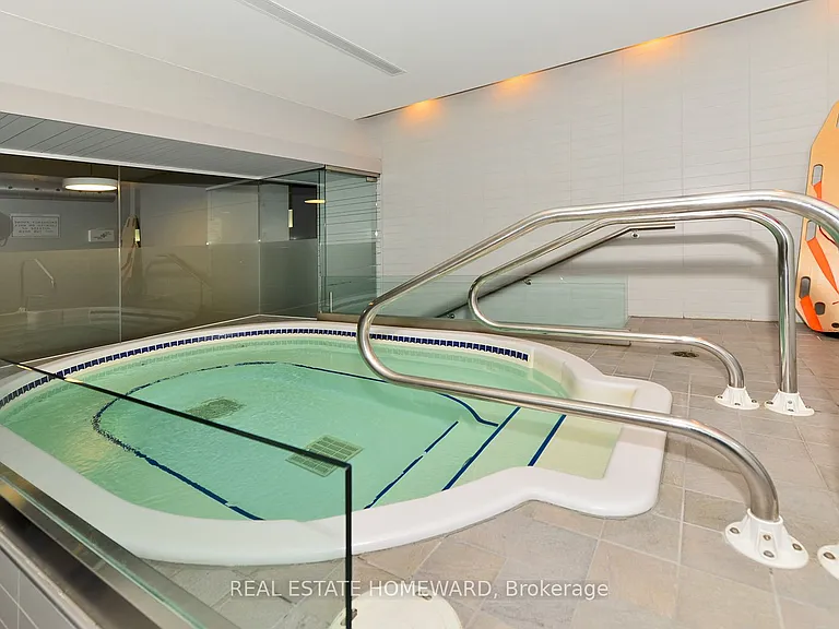 637 Lake Shore Blvd W #315 — Photo 22