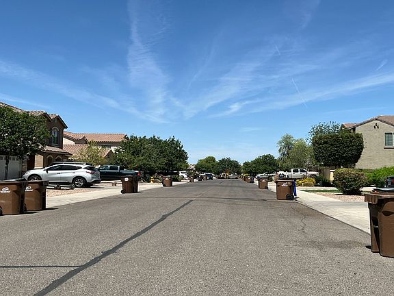 4th image of 4349 E Alamo St
