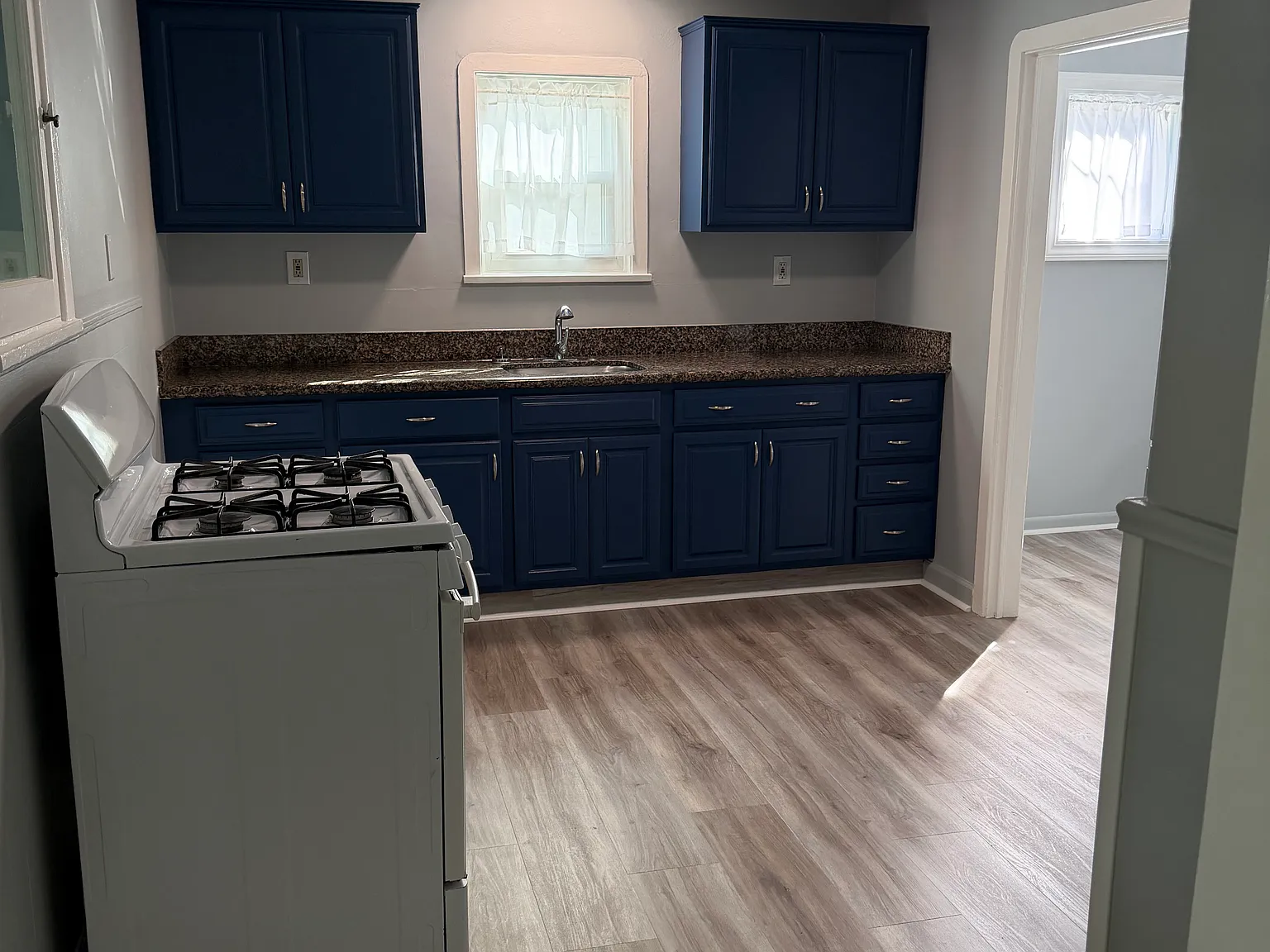 2 bed, 675 sqft, $1,000 — Photo 4