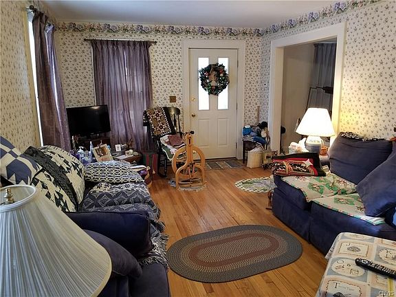 3rd image of 308 Kinne St