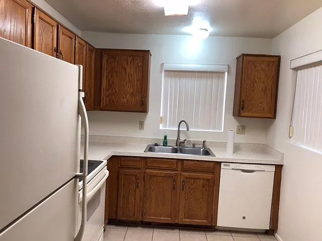 1449 N Rio Aros — Photo 4