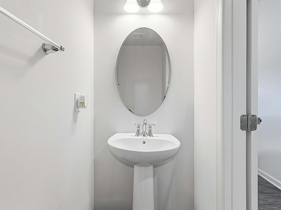 4th image of 434 Triple Crown Way #1