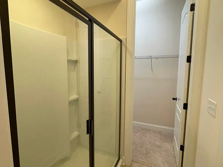 1223 Oleander Ln — Photo 13