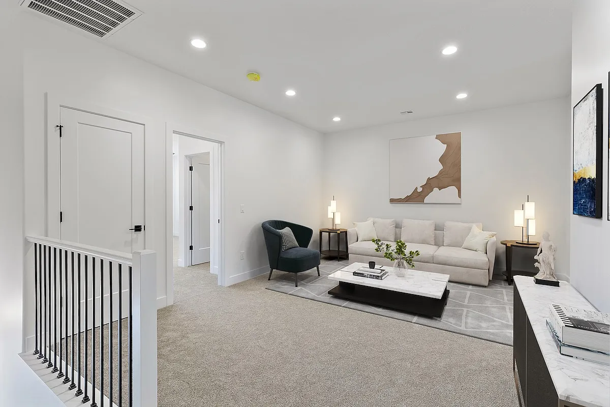 1094 West Albertine Lane - 126 — Photo 3