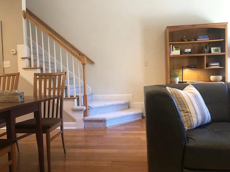 703 Teague Pl — Photo 35