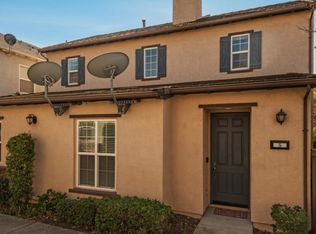 5 Villa Gardens Ct, Roseville, CA