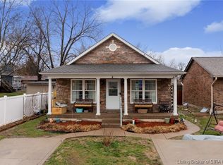 3813 Wayne St, New Albany, IN 47150