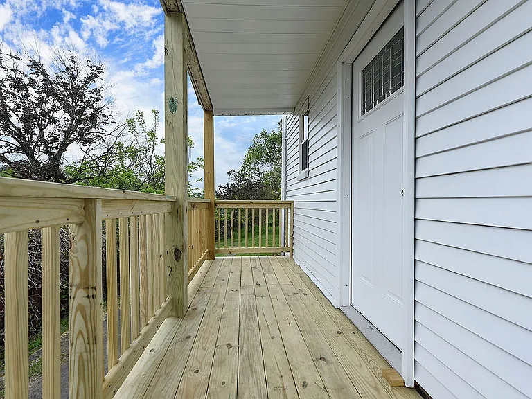 122 Cherry St — Photo 16