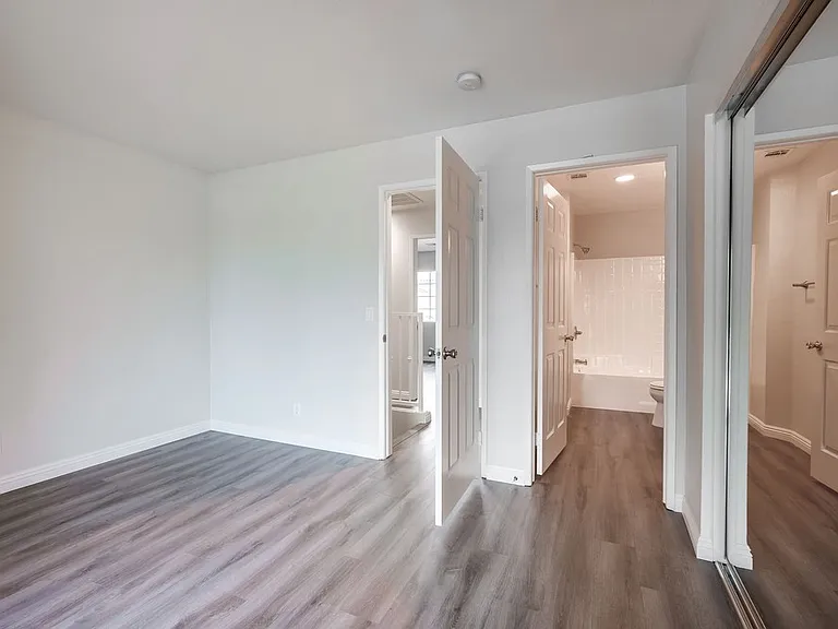 811 N Turner Ave #7 — Photo 12