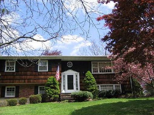 1st image of 34 Astor Pl