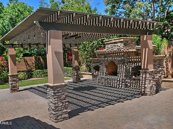 4th image of 3946 E ENROSE Street