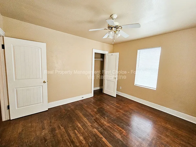 1008 S 23rd St — Photo 20