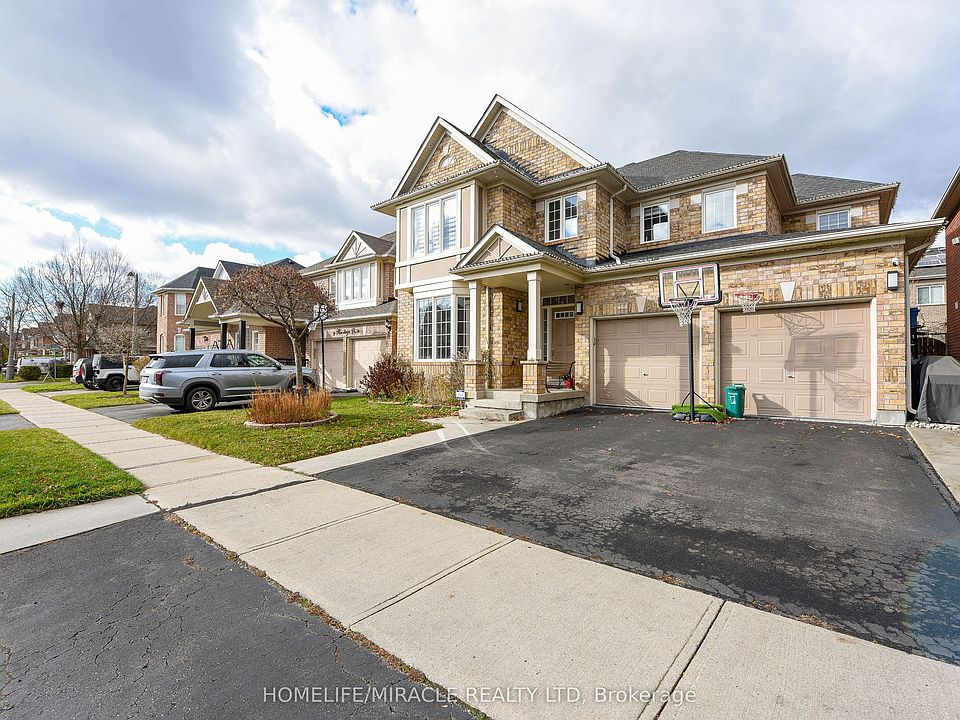 1st image of 6 Mendoza Dr