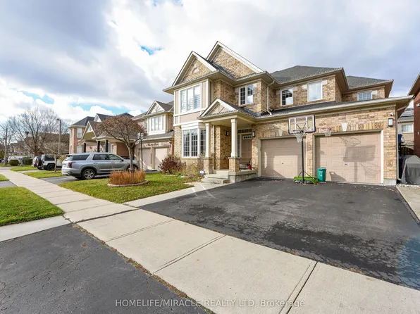 6 Mendoza Dr, Brampton, ON L7A 3M3