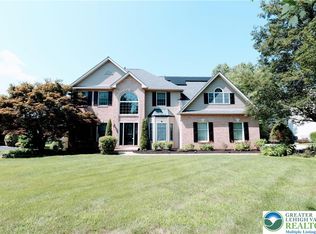 4950 Long Dr, Bethlehem, PA 18020