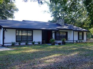 12 Meadow Wood Dr, Ocala, FL 34482