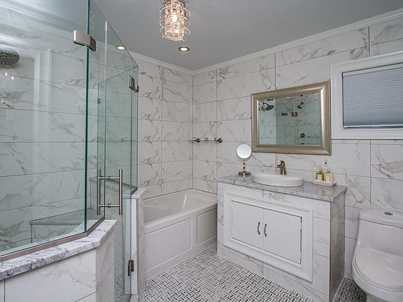 5th image of 18 Waterview Avenue