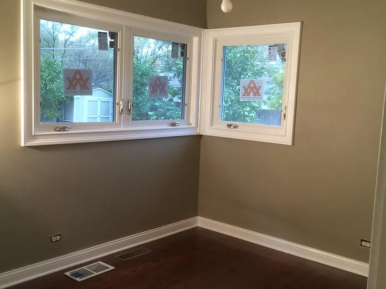 2241 Lee St — Photo 32