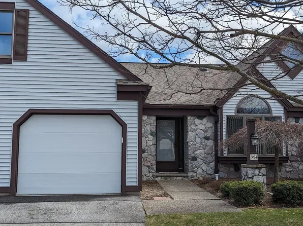 3024 Hawthorne Dr, Bay City, MI 48706