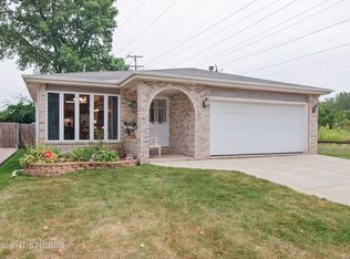 4621 Grove Ave, Forest View, IL 60402