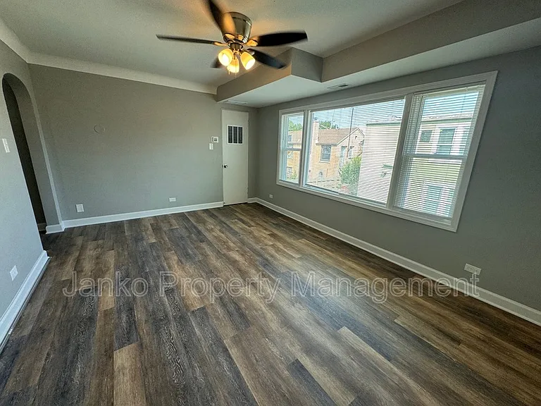 2237 Vermont St #2E — Photo 4