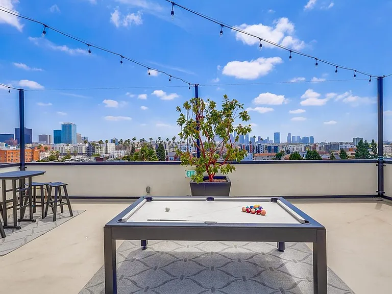 Lux Lofts LA — Photo 77